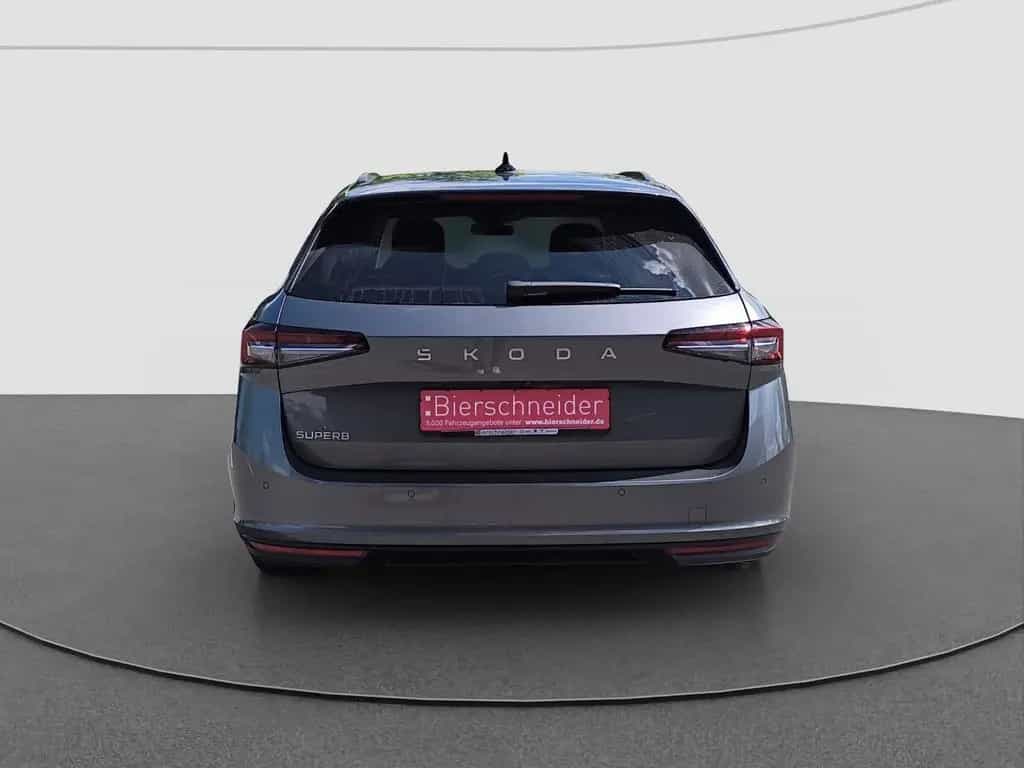 Skoda Superb Combi 2.0 TSI DSG 2.0 TSI 150 kW Selectio 06/2025-photo-8