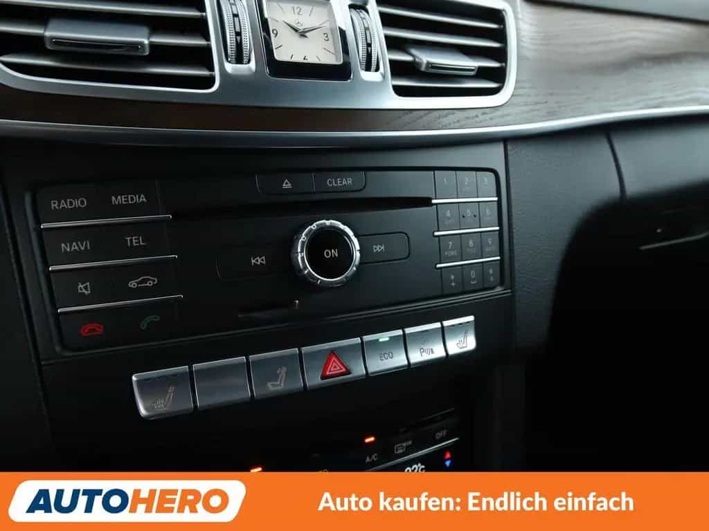 Mercedes-Benz E 200 CGI T BlueEfficiency Avantgarde Aut.*NAV* 01/2016-photo-21