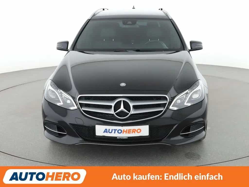 Mercedes-Benz E 200 CGI T BlueEfficiency Avantgarde Aut.*NAV* 01/2016-photo-8