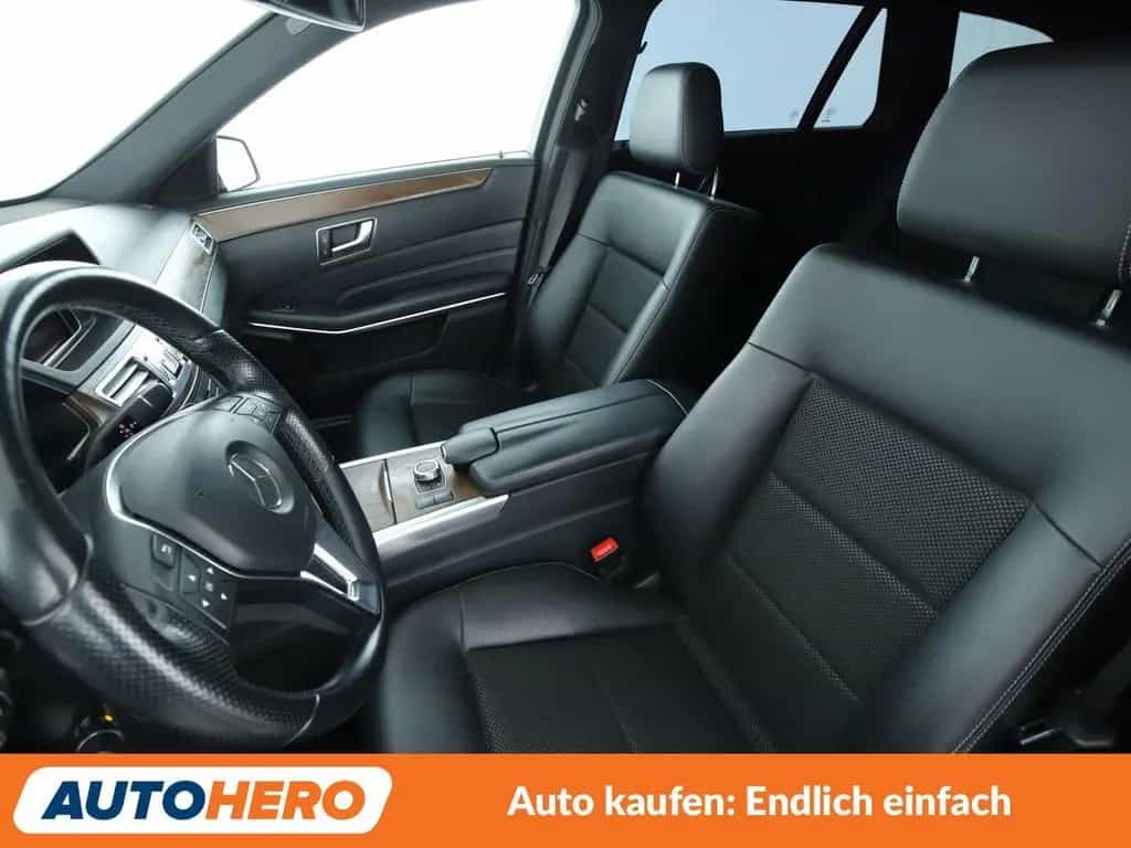Mercedes-Benz E 200 CGI T BlueEfficiency Avantgarde Aut.*NAV* 01/2016-photo-9