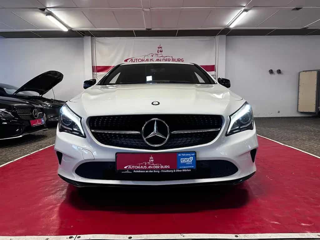 Mercedes-Benz CLA 250 Shooting Brake *1.Hd.+SHgpfl.+ LED+ Navi 03/2017-photo-1