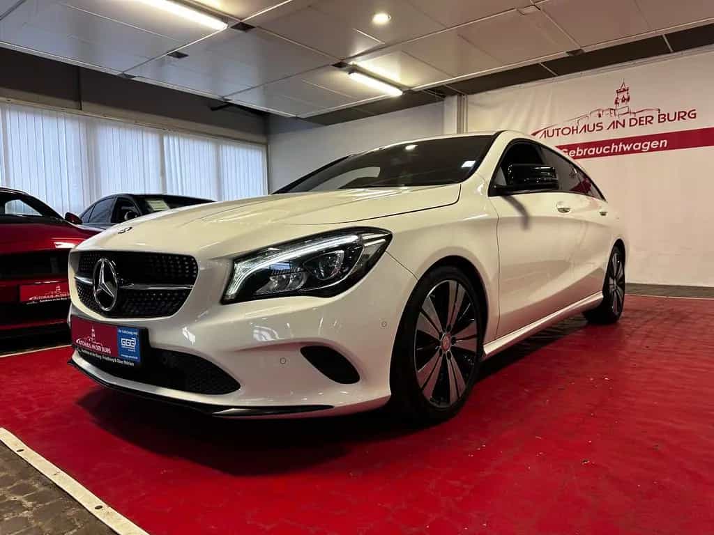 Mercedes-Benz CLA 250 Shooting Brake *1.Hd.+SHgpfl.+ LED+ Navi 03/2017-photo-2