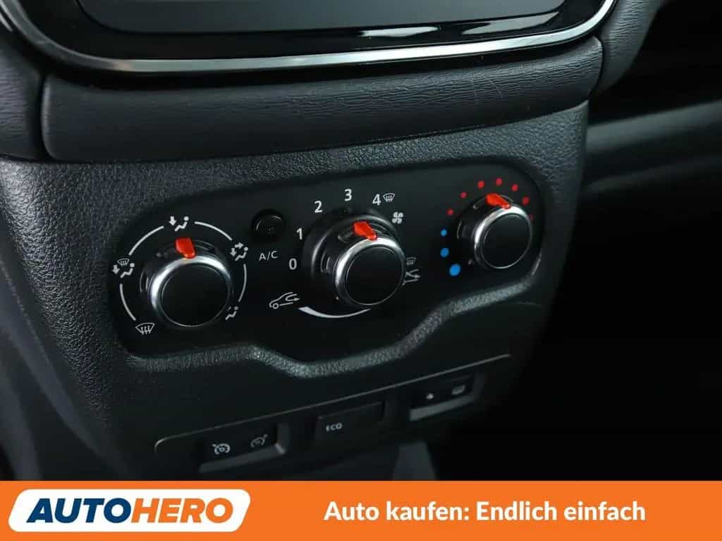 Dacia Lodgy 1.3 TCe Stepway *NAVI*PDC*TEMPO*SHZ*KLIMA* 07/2019-photo-21
