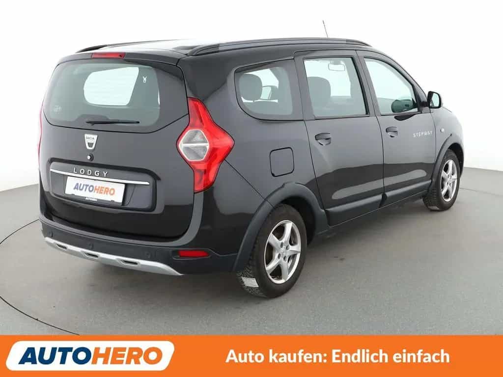 Dacia Lodgy 1.3 TCe Stepway *NAVI*PDC*TEMPO*SHZ*KLIMA* 07/2019-photo-5