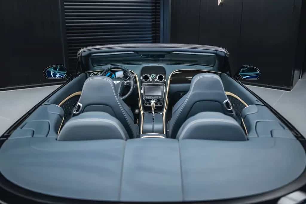 Bentley Continental GTC 01/2017-photo-21