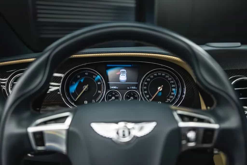Bentley Continental GTC 01/2017-photo-37