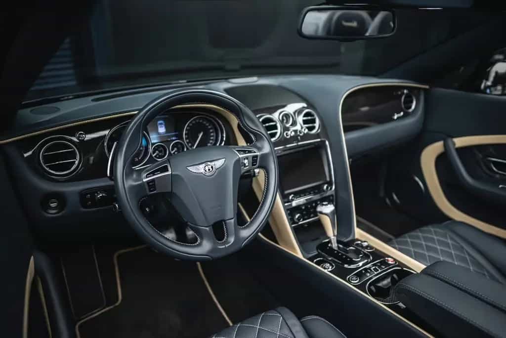 Bentley Continental GTC 01/2017-photo-42