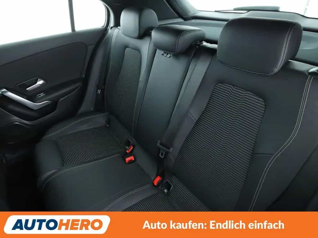 Mercedes-Benz A 250 Progressive Aut.*NAVI*LED*PDC*SHZ*TEMPO* 08/2018-photo-13