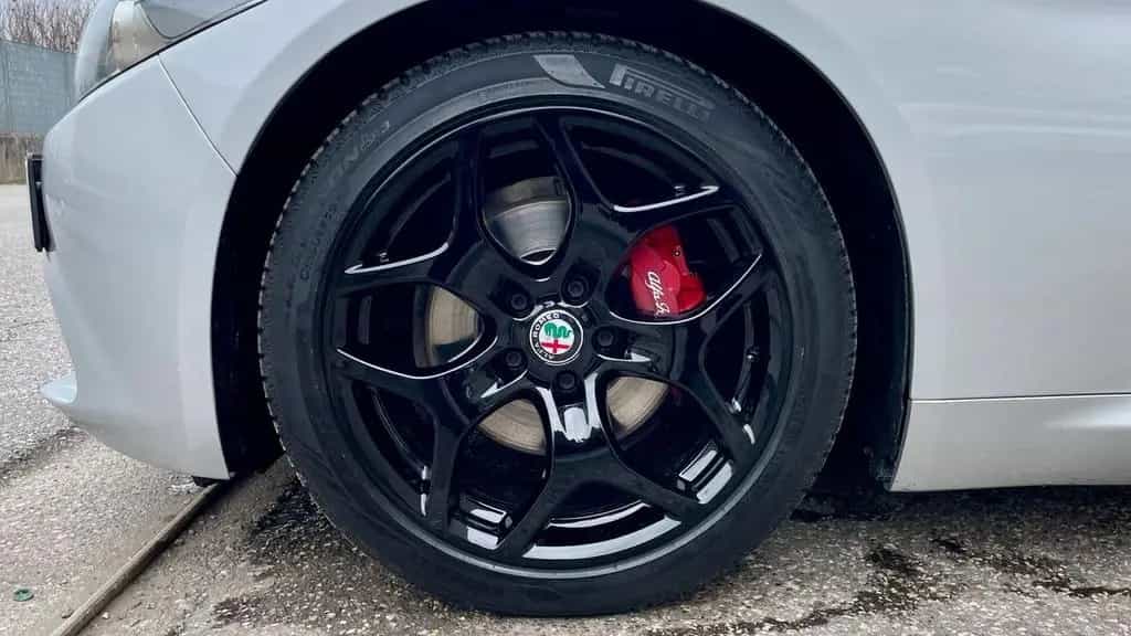 Alfa Romeo Giulia ALFA ROMEO GIULIA 2.2 TURBODIESEL EXECUTIVE 190C 09/2021-photo-4