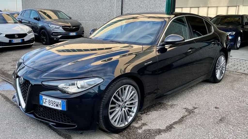 Alfa Romeo Giulia ALFA ROMEO GIULIA 2.2 SUPER AT8 190CV - FULL LED 06/2021-photo-2