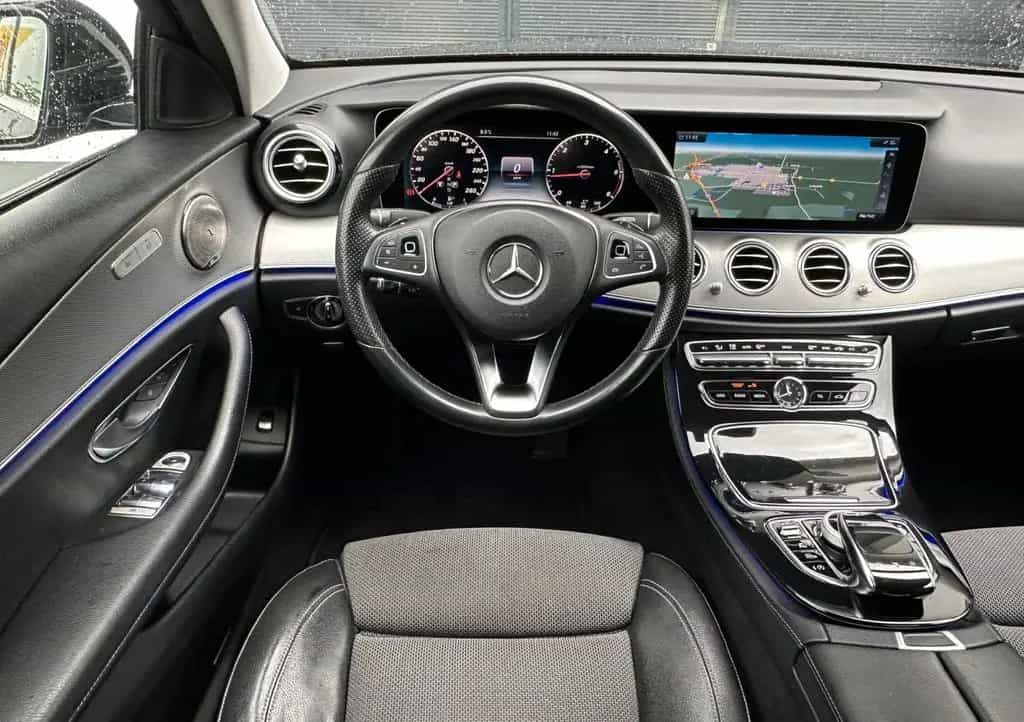 Mercedes-Benz E-Class d 9G Lim*AVANTGARDE*COMAND*DI-TACHO*KAMERA 06/2016-photo-11