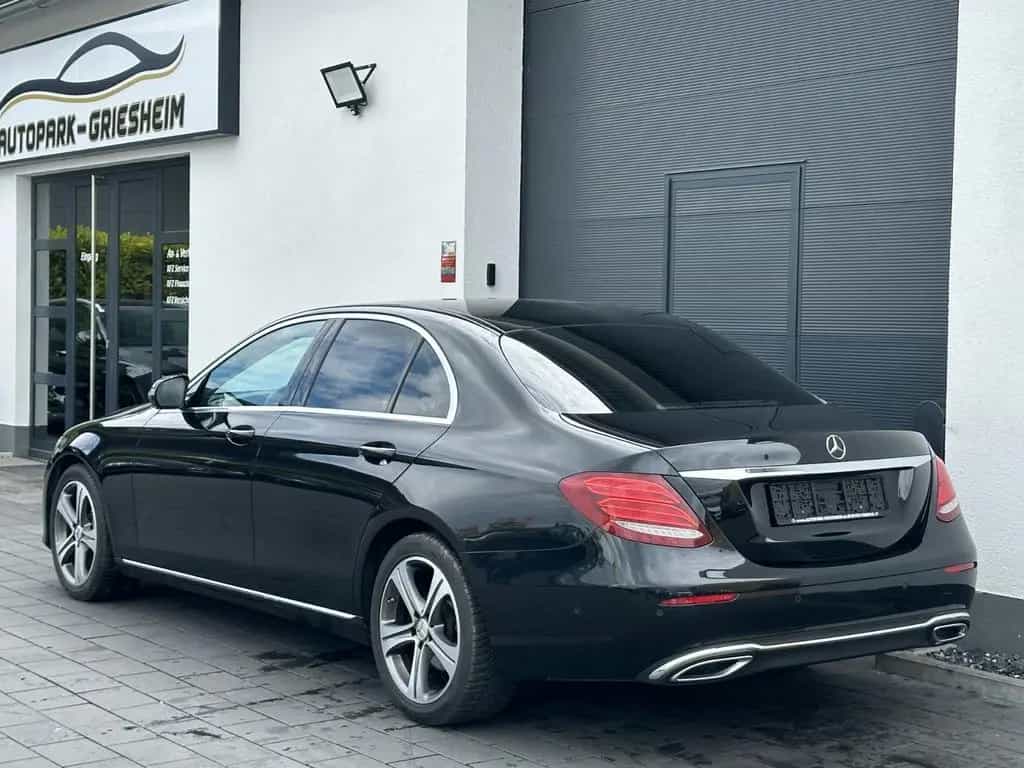 Mercedes-Benz E-Class d 9G Lim*AVANTGARDE*COMAND*DI-TACHO*KAMERA 06/2016-photo-20