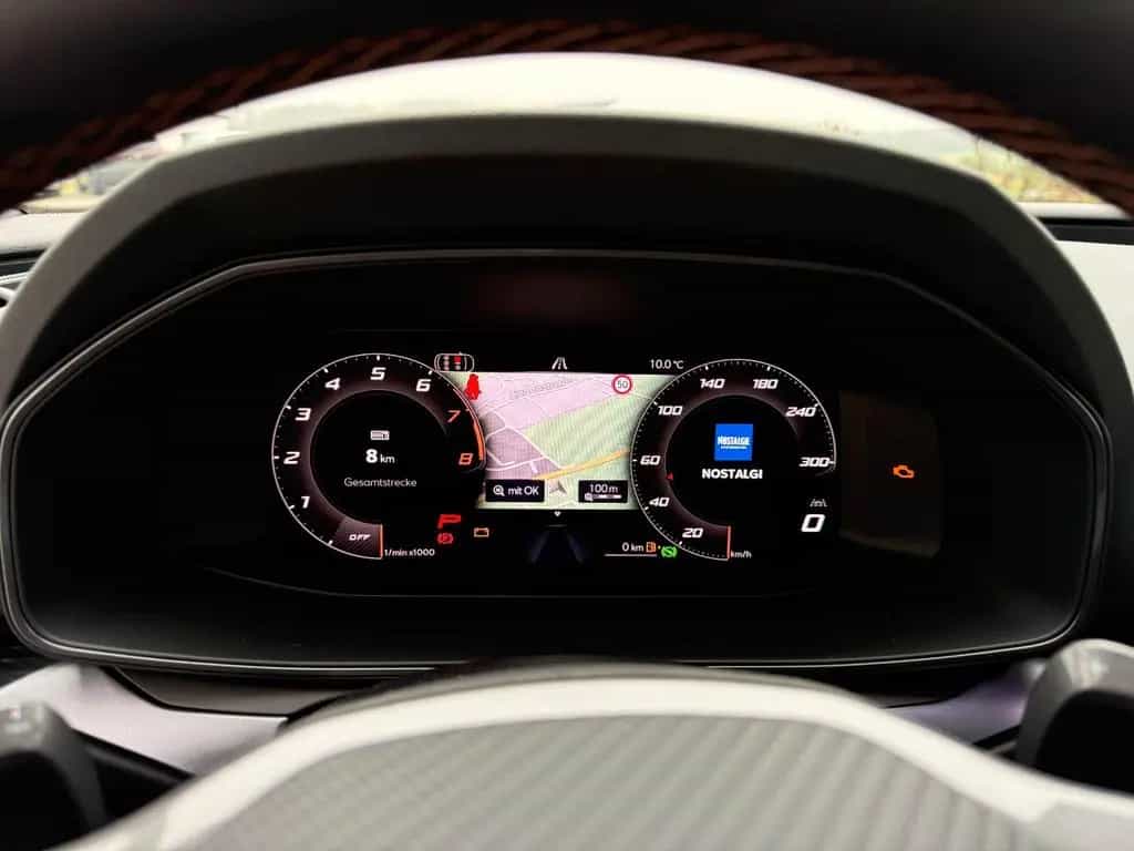 Cupra Leon 2.0 TSI VZ EXTREME+AHK+Century Bronze Matt 05/2026-photo-35