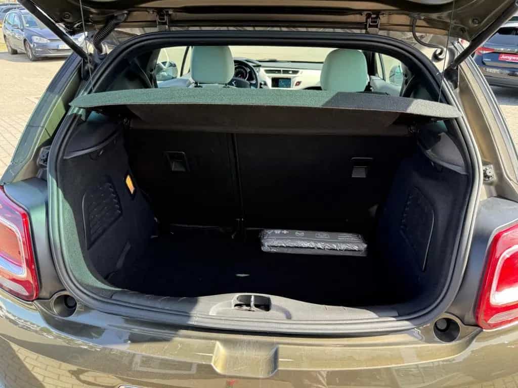 Citroën DS3 1.6 Ultra-Prestige SHZ Klima PDC Navi 02/2013-photo-14