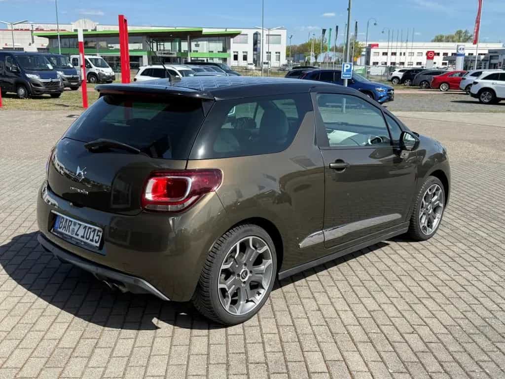 Citroën DS3 1.6 Ultra-Prestige SHZ Klima PDC Navi 02/2013-photo-4
