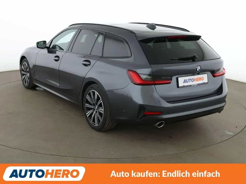 BMW 330 i xDrive Sport Line Aut.*NAVI*LED*TEMPO*CAM* 11/2019-photo-3