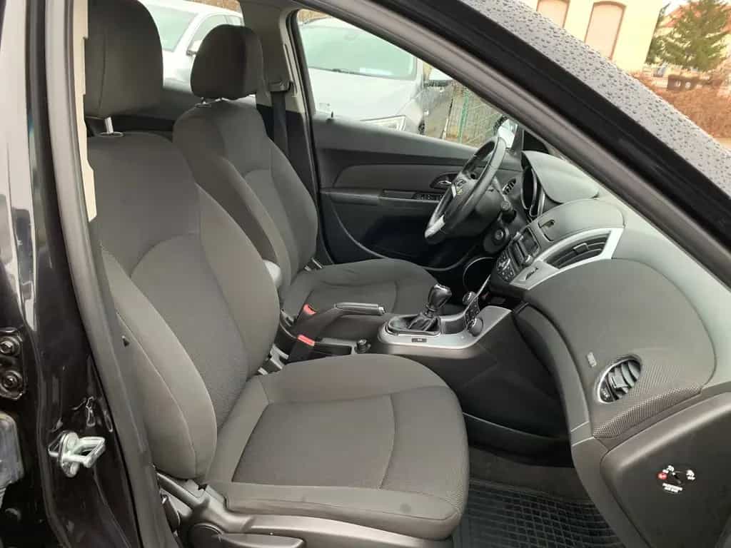 Chevrolet Cruze Kombi 1.6*Klima, PDC hinten, Temp., Nr. 19 05/2013-photo-11