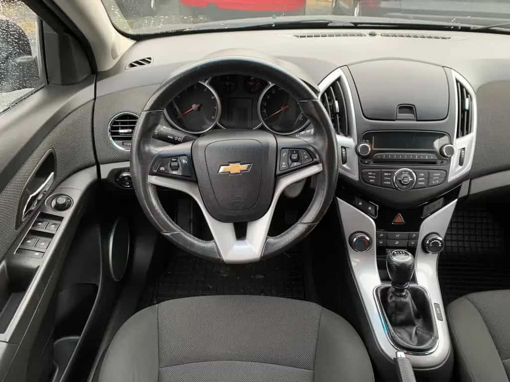 Chevrolet Cruze Kombi 1.6*Klima, PDC hinten, Temp., Nr. 19 05/2013-photo-16
