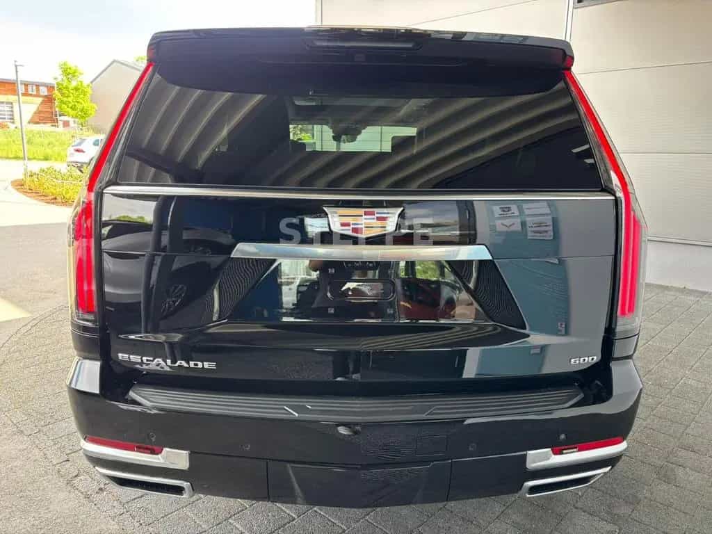 Cadillac Escalade FACELIFT MY26 6.2 V8 Platinum Luxury24" null-photo-4