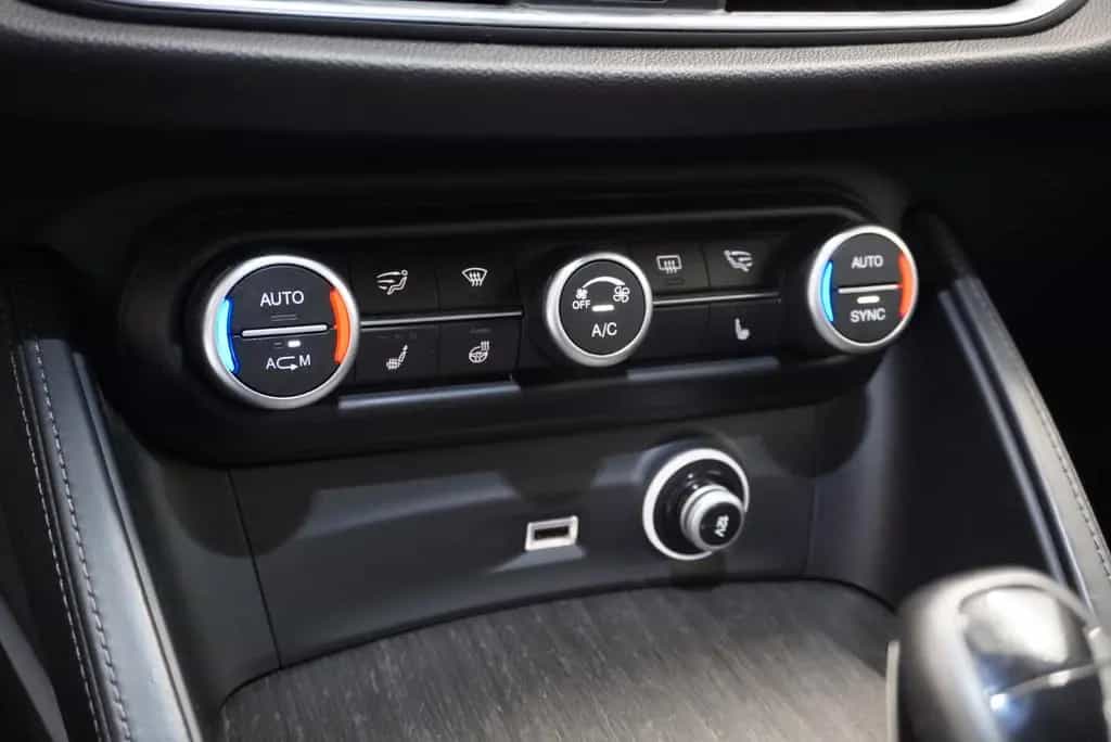 Alfa Romeo Stelvio 2,0 TB 280PS Q4 AUT. 08/2019-photo-23