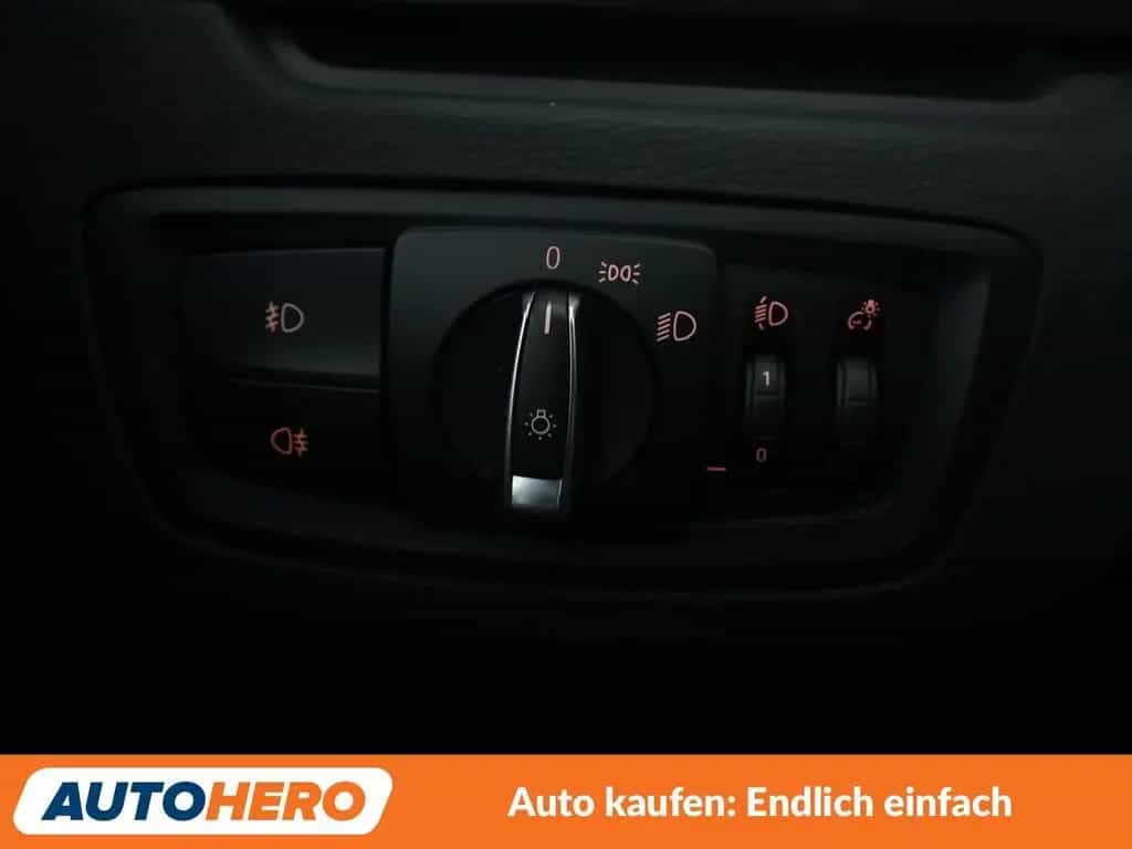 BMW X1 sDrive 18i Advantage *NAVI*TEMPO*PDC*SHZ* 06/2019-photo-29