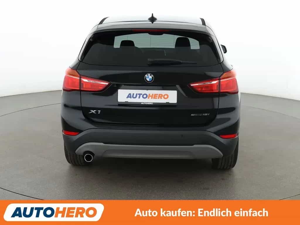BMW X1 sDrive 18i Advantage *NAVI*TEMPO*PDC*SHZ* 06/2019-photo-4