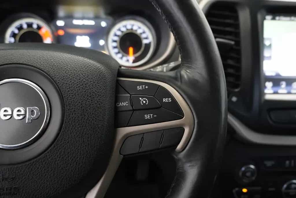 Jeep Cherokee 3,2I V6 LIMITED 272PS 4X4 AUT. *TOP* 01/2016-photo-24