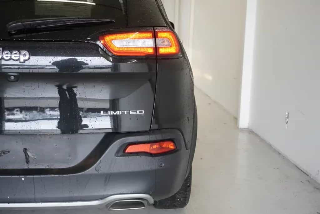Jeep Cherokee 3,2I V6 LIMITED 272PS 4X4 AUT. *TOP* 01/2016-photo-9