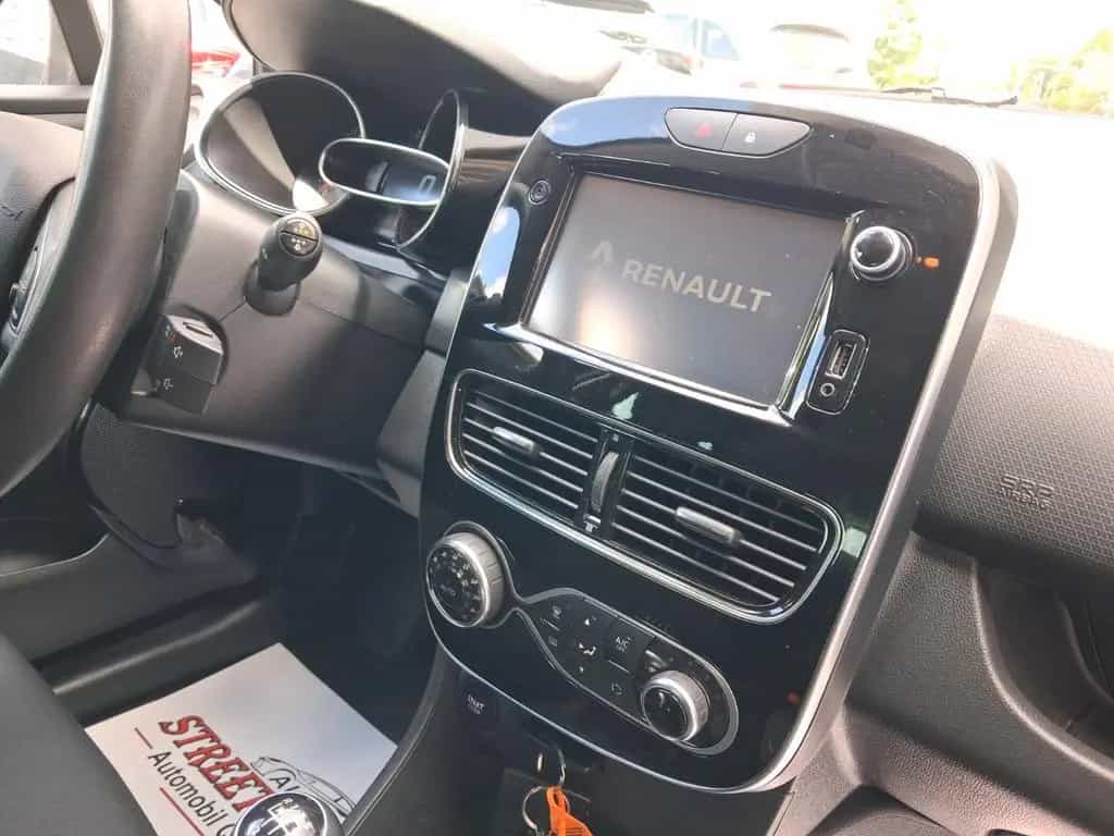 Renault Clio IV Limited GT Line LED Klima Navi Isofix So 12/2016-photo-14