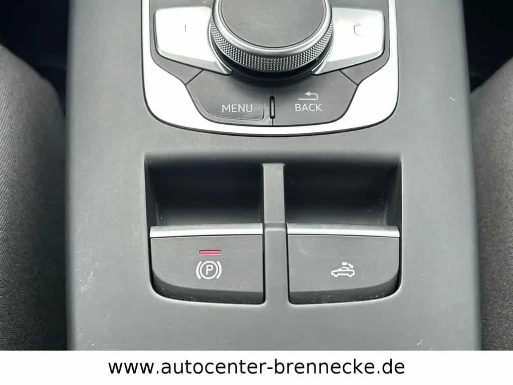 Audi A3 Cabriolet Sport*Automatik*Bi-Xenon*PDC* 05/2017-photo-23