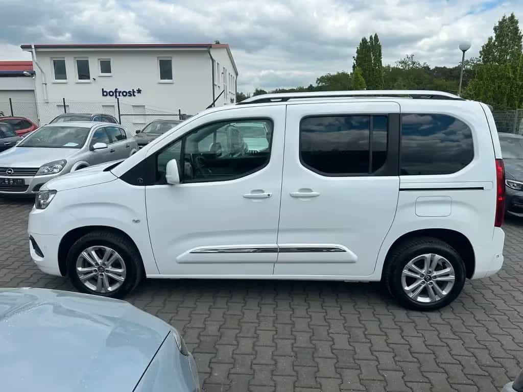Toyota Proace (Verso) Proace City Verso L1 Team Deutschland 7-Sitzer 12/2020-photo-3