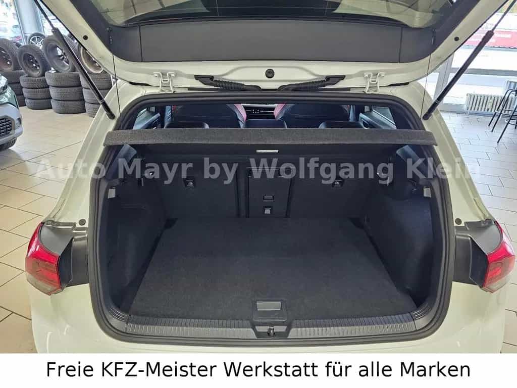 Volkswagen Golf VIII 2.0 Lim GTI Clubsport LED Navi Busines 09/2022-photo-15