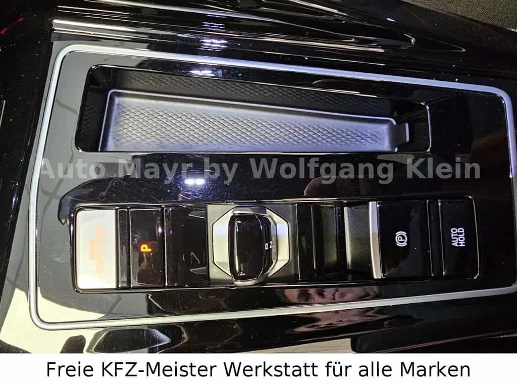 Volkswagen Golf VIII 2.0 Lim GTI Clubsport LED Navi Busines 09/2022-photo-28