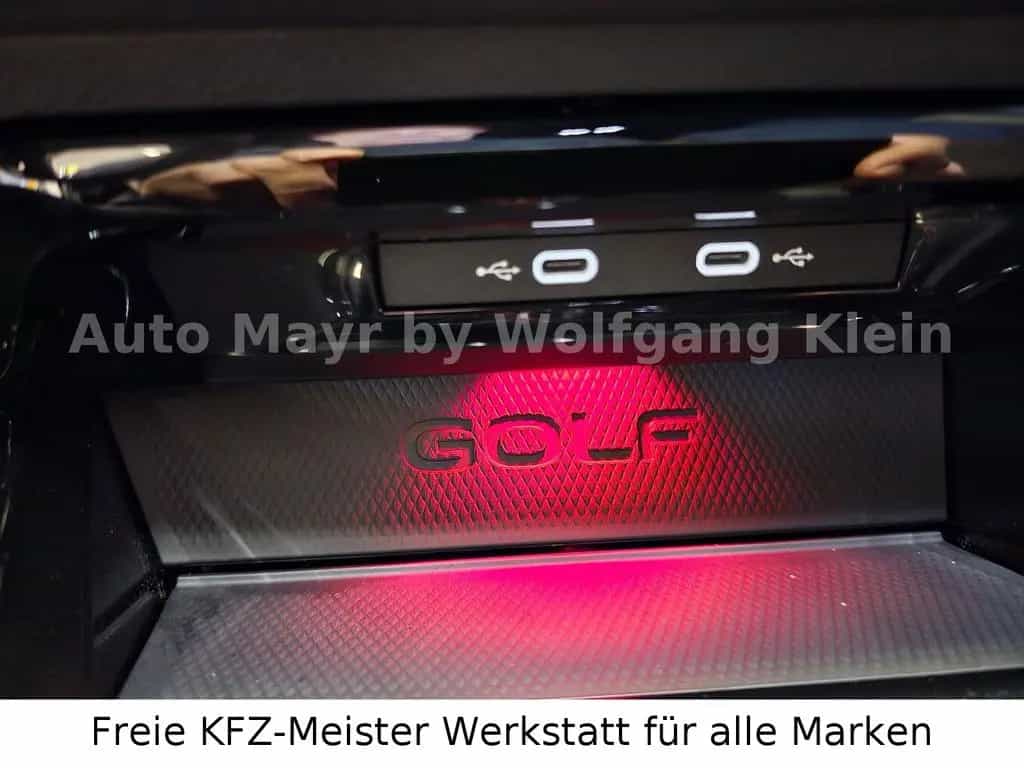 Volkswagen Golf VIII 2.0 Lim GTI Clubsport LED Navi Busines 09/2022-photo-29