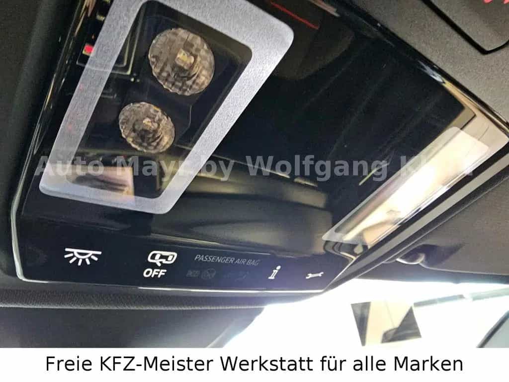 Volkswagen Golf VIII 2.0 Lim GTI Clubsport LED Navi Busines 09/2022-photo-32