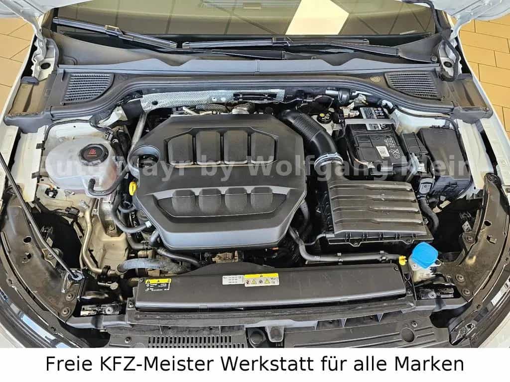 Volkswagen Golf VIII 2.0 Lim GTI Clubsport LED Navi Busines 09/2022-photo-38