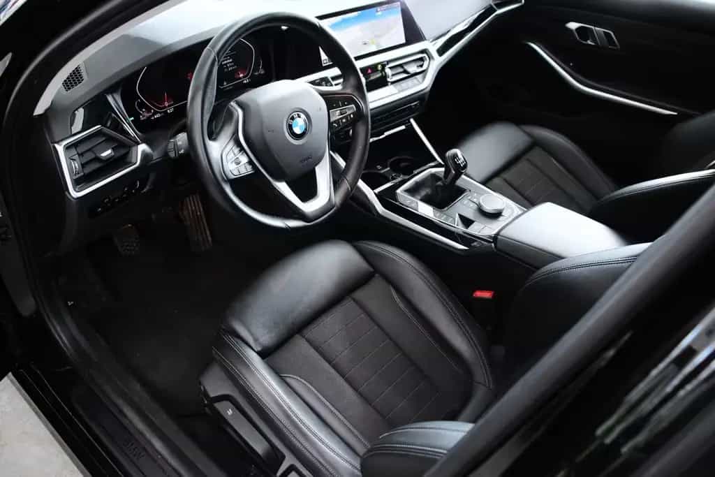 BMW 318 d (G21) Advantage *LED *PDC *SHZ *AppleCP 07/2021-photo-10