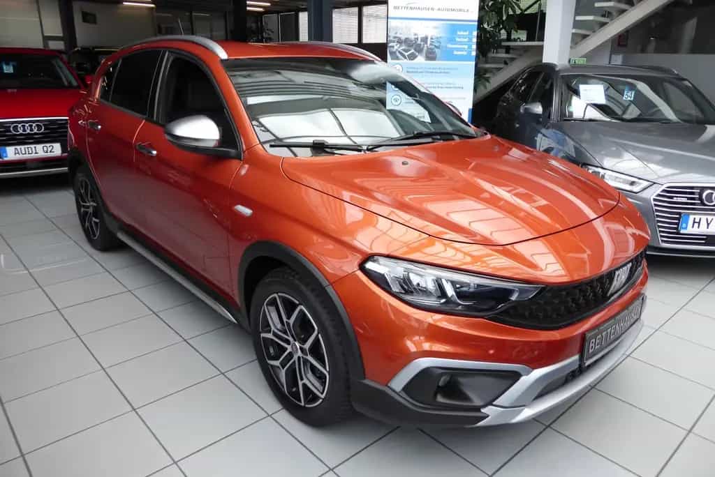 Fiat Tipo Cross erst 16.800 KM!! Navi R-Kamera 06/2021-photo-1
