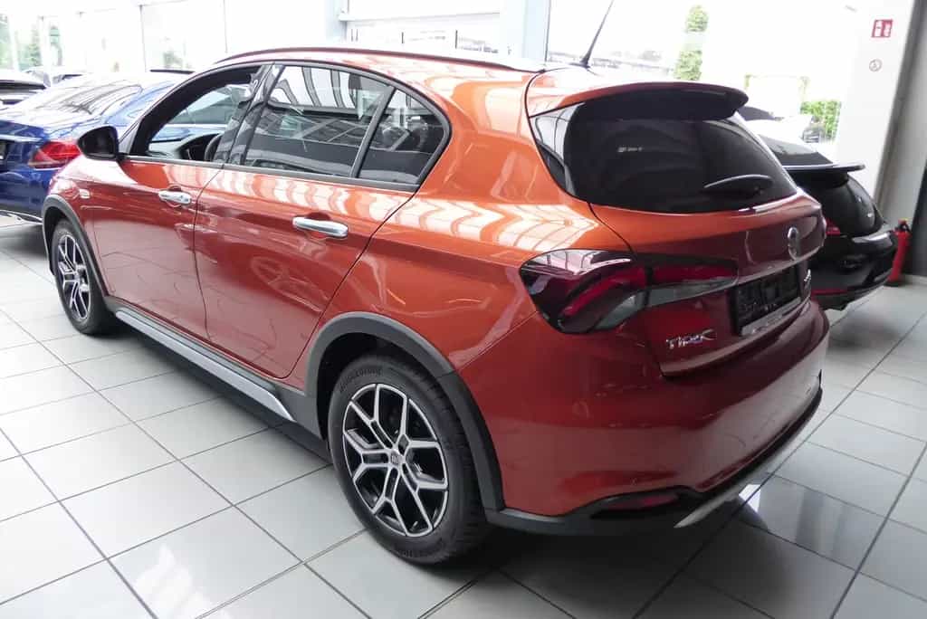 Fiat Tipo Cross erst 16.800 KM!! Navi R-Kamera 06/2021-photo-3