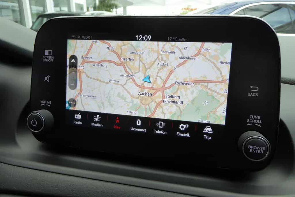 Fiat Tipo Cross erst 16.800 KM!! Navi R-Kamera 06/2021-photo-8