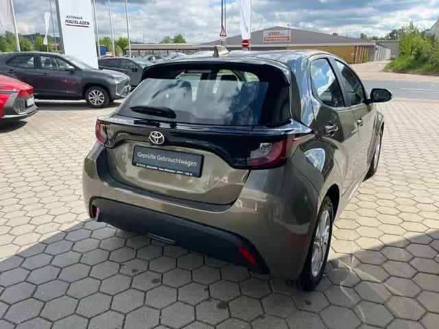 Toyota Yaris Comfort 1,5 07/2022-photo-5