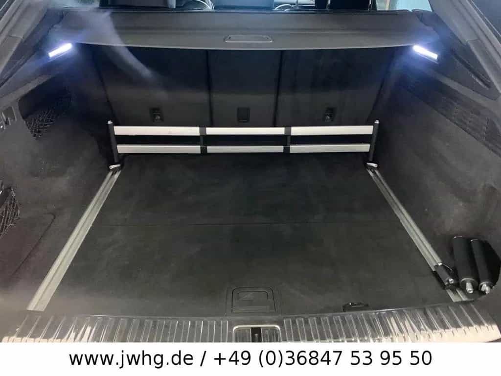 Audi SQ8 quattro BLACK/ACC+/HD-MATRIX/360°KAM/23"/B&O 12/2021-photo-4