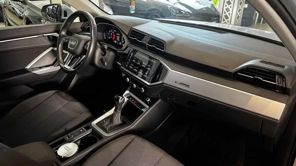 Audi Q3 35 TDI S tronic Business Advanced 05/2020-photo-10