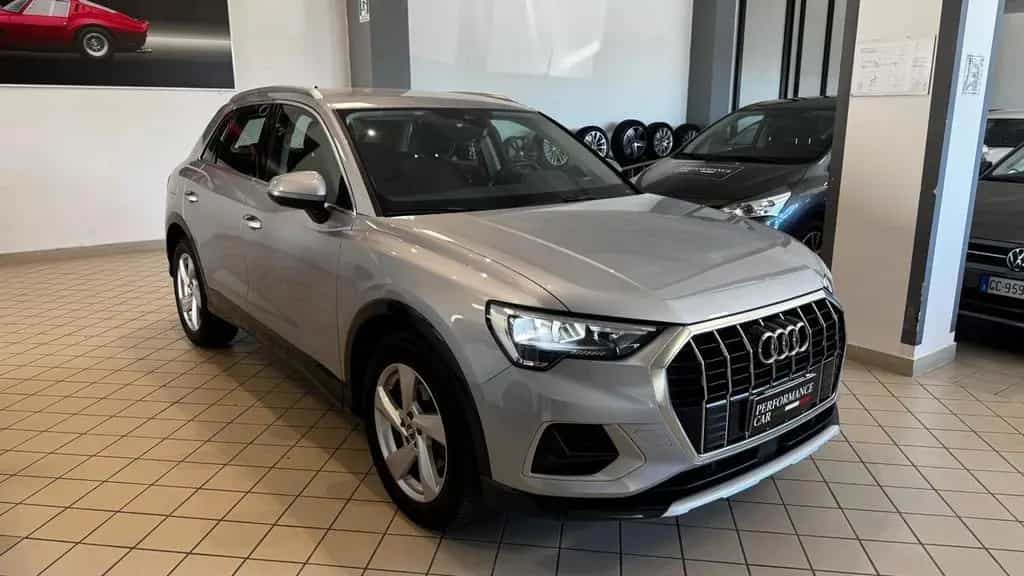 Audi Q3 35 TDI S tronic Business Advanced 05/2020-photo-3
