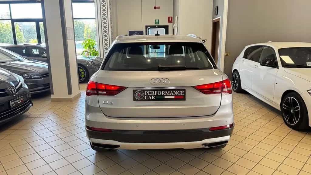 Audi Q3 35 TDI S tronic Business Advanced 05/2020-photo-5