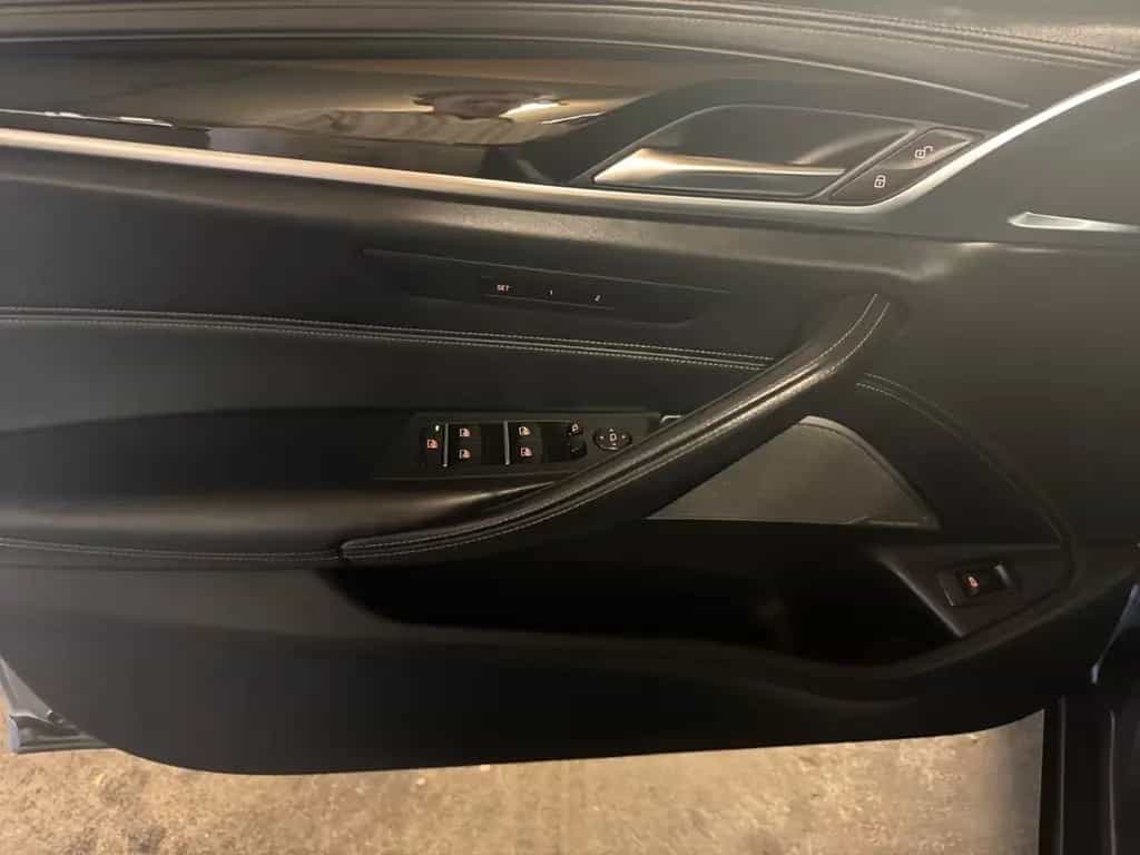 ALPINA B5 4.4 Bi-Turbo Touring 01/2019-photo-12