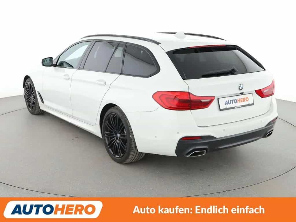 BMW 530 d xDrive M Sport Aut.*NAVI*LED*360CAM*SHZ*LHZ 01/2019-photo-3