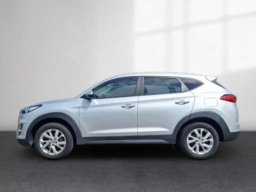 Hyundai TUCSON 2WD 1.6 GDi NAVI LED DAB SHZ LenkradHZG P 05/2019-photo-1
