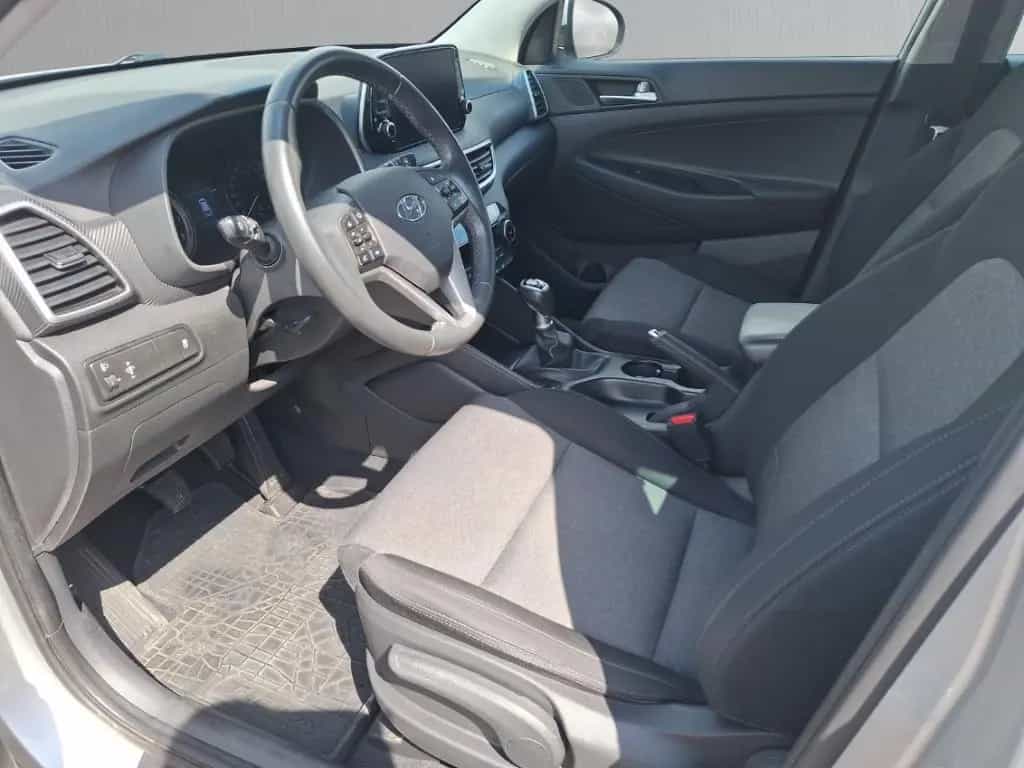 Hyundai TUCSON 2WD 1.6 GDi NAVI LED DAB SHZ LenkradHZG P 05/2019-photo-12
