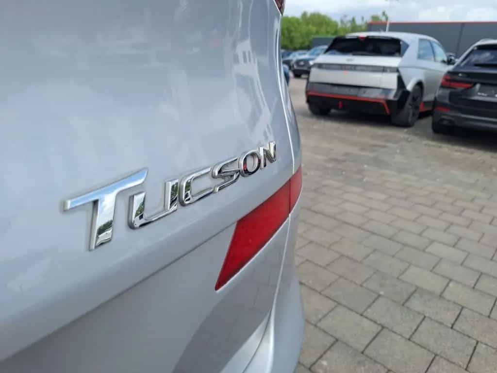 Hyundai TUCSON 2WD 1.6 GDi NAVI LED DAB SHZ LenkradHZG P 05/2019-photo-19